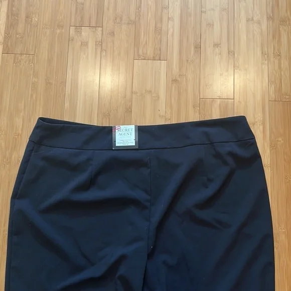NWT The Secret Agent collection pants 24 women’s - Picture 8 of 10